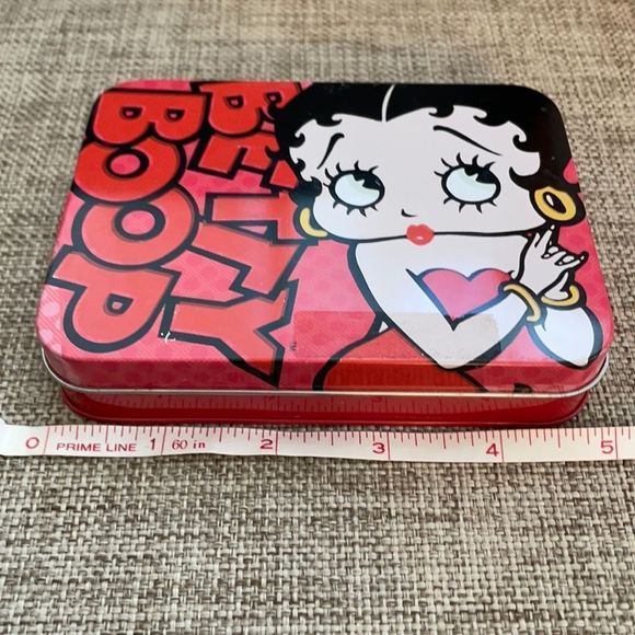 Betty Boop Tin Container - Picture 10 of 12